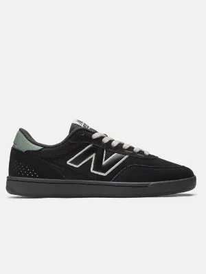 440 Black/Black Shoes