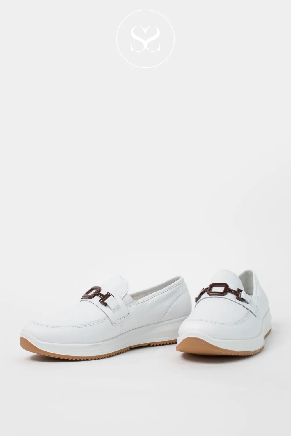 ARA 12-25528 WHITE LEATHER CHUNKY LOAFER