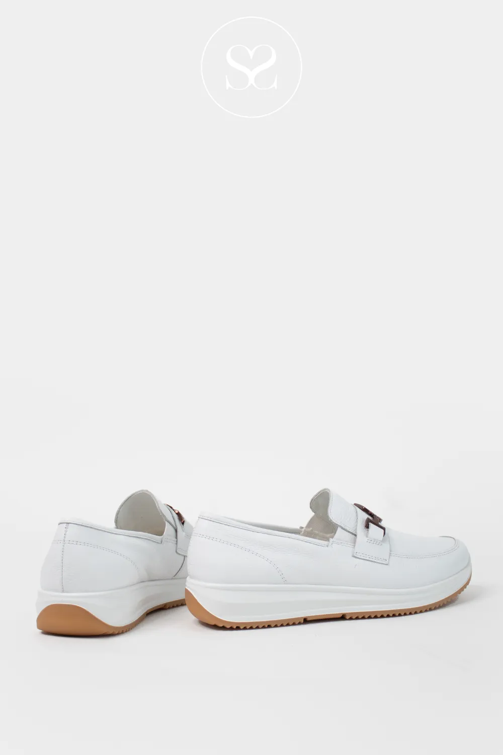 ARA 12-25528 WHITE LEATHER CHUNKY LOAFER