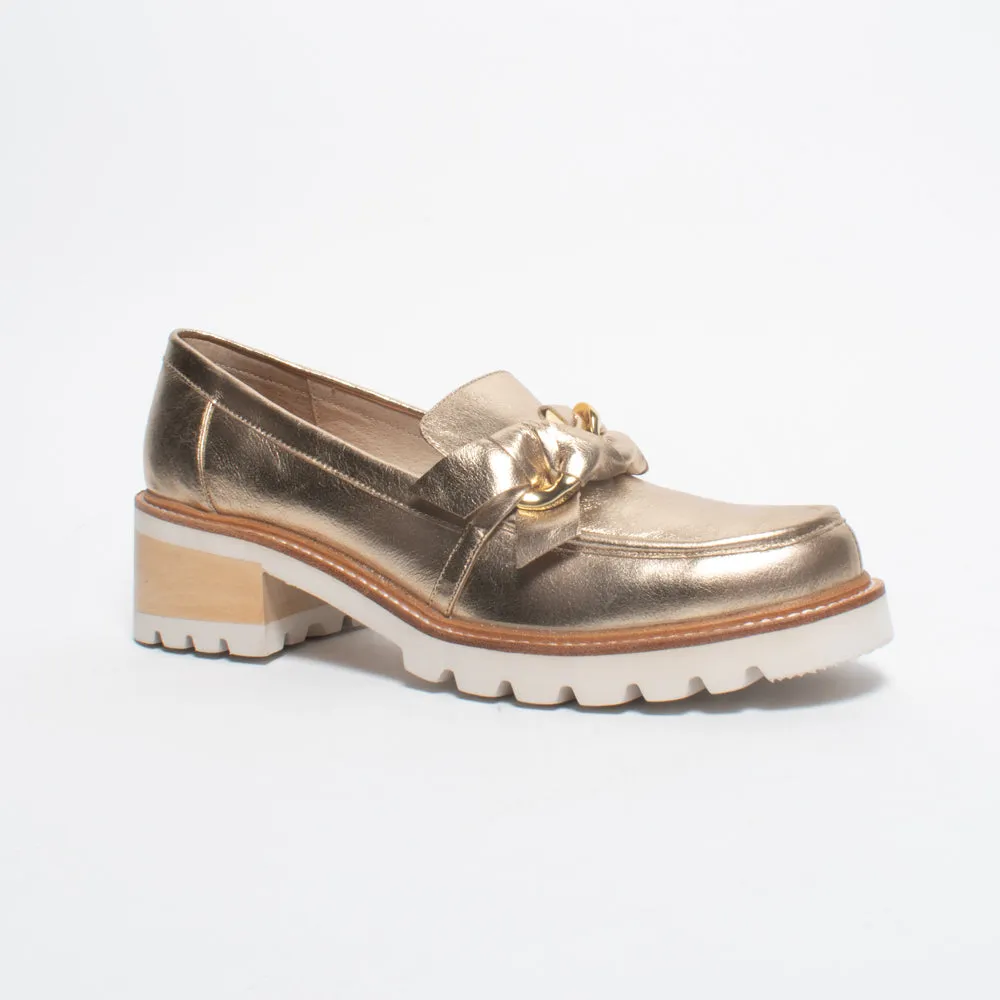 Dobbie Soft Gold