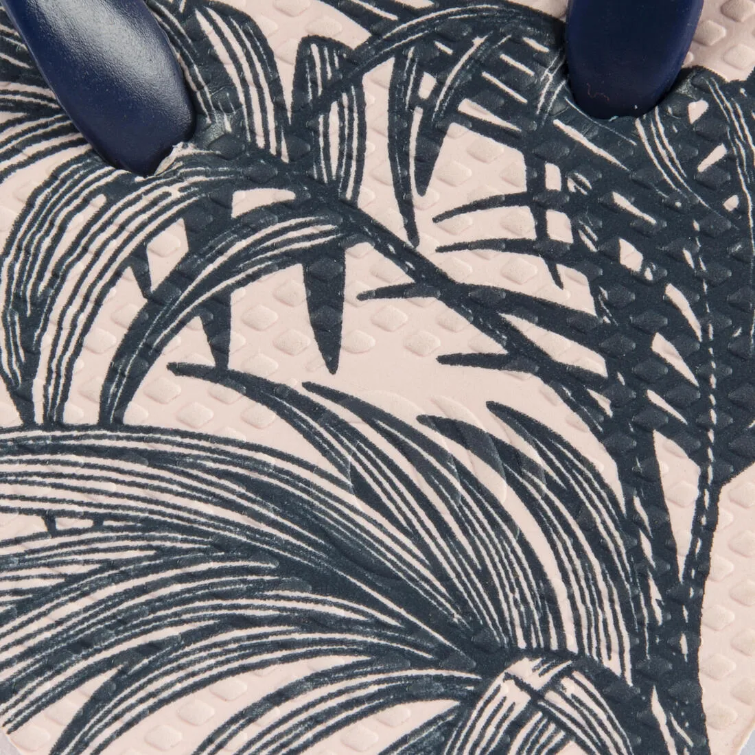 Girl’s FLIP-FLOPS TO 500 Naimi