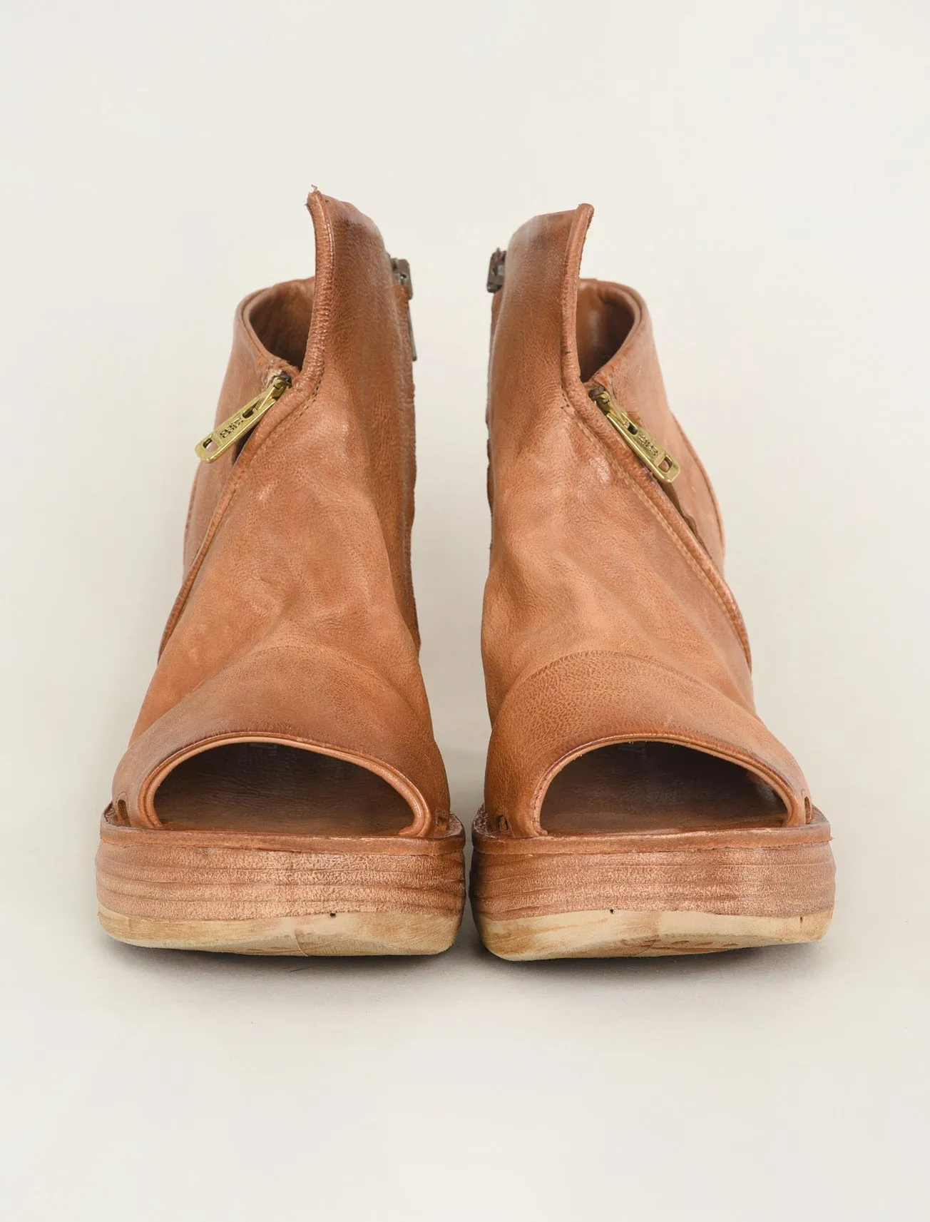 Norbie Wedge, Calvados