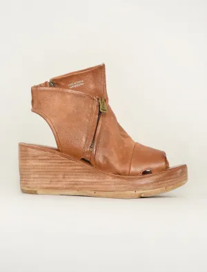 Norbie Wedge, Calvados