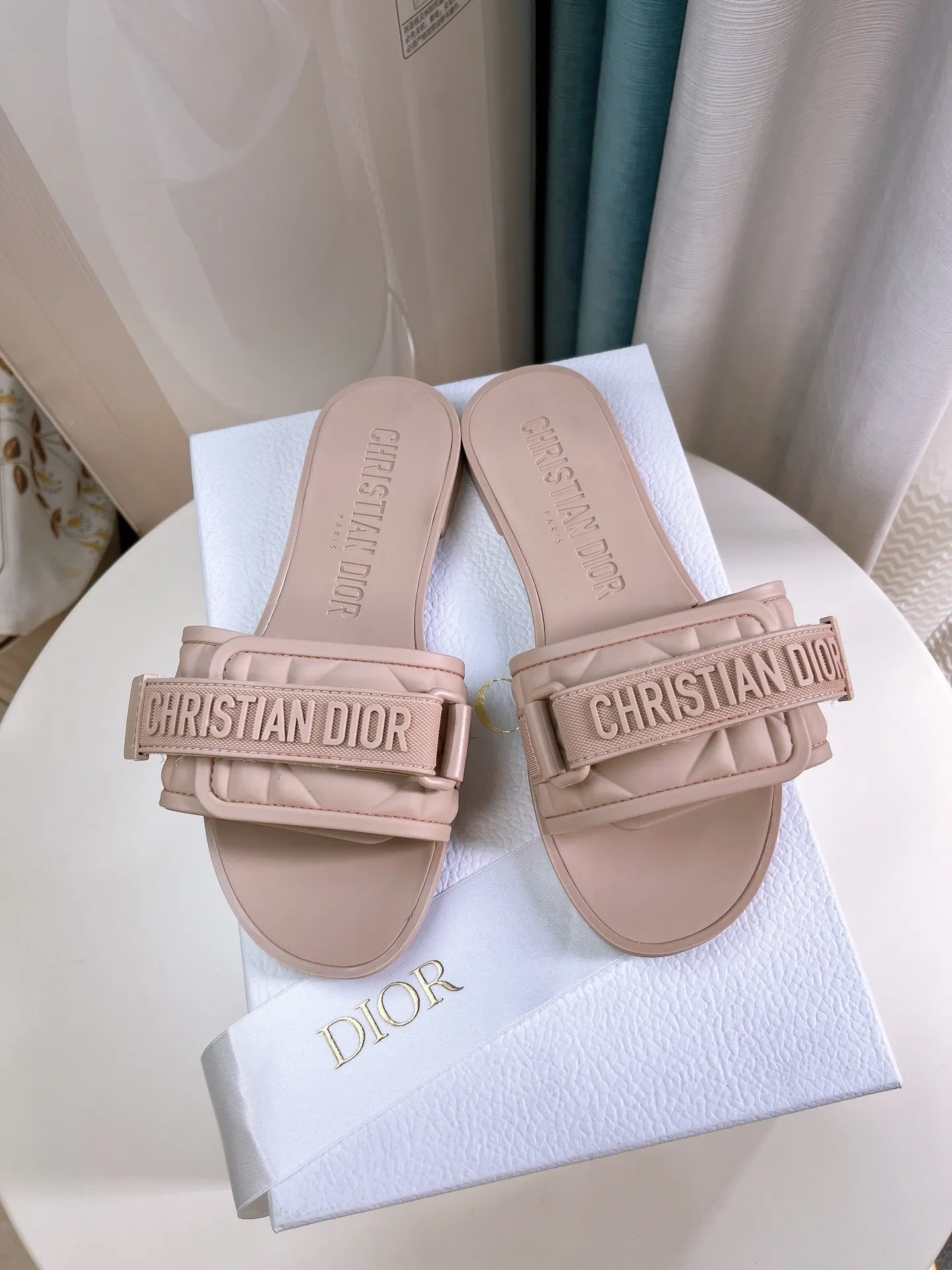 SE1034 Dio(r)evolution Slide / Size5-10